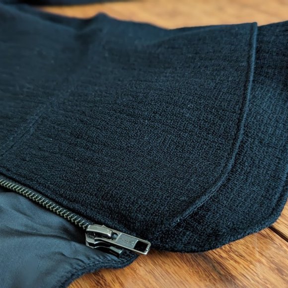 Lower price! Banana Republic Peplum zip blazer - Picture 4 of 6